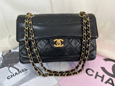 CHANEL Vintage Matelasse