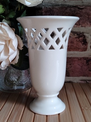 Vase hartley greens co - hartley, &