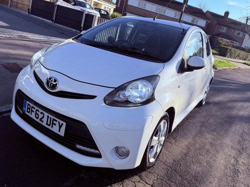 Toyota aygo fire 2012 0 - 2012, 64k