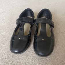 Clarks Patent Leather School Shoes Hook & Loop T-Bar Magic Step hearts UK 2F