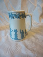 MINT Vintage  14 cms  Wedgwood