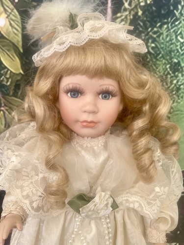 Haunted doll negative spirit - doll,,