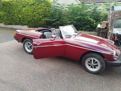 Classic mgb roadster 1975 - classic,