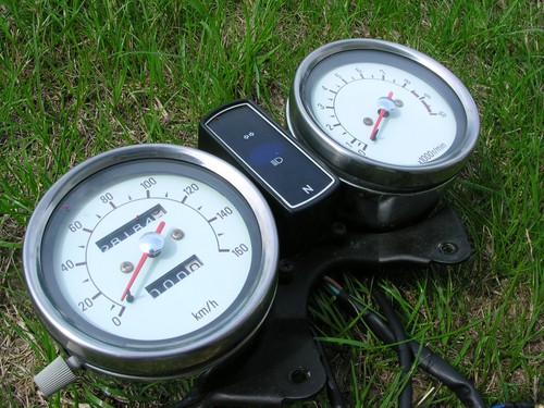 Cockpit instruments