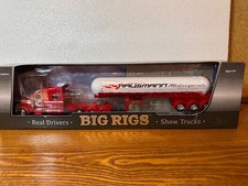DCP 1/64 389 TRIAXLE PETERBILT
