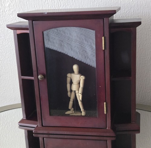 Vtg small dark - cherry, wood