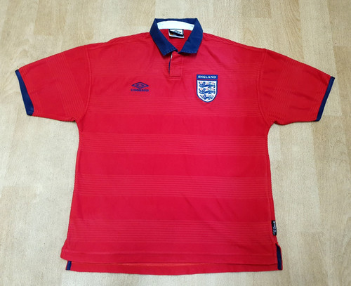 England 1999 2001 away - england,