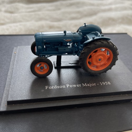 Scale fordson power major - scale,