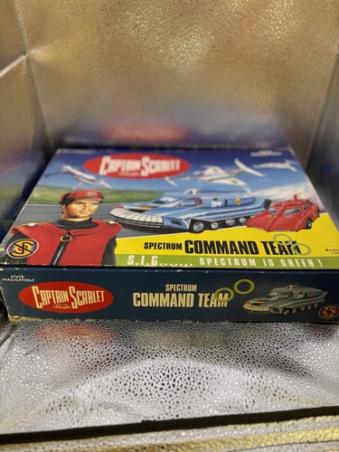 Captain scarlet command - scarlet,