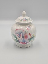 VINTAGE Aynsley Fine Bone