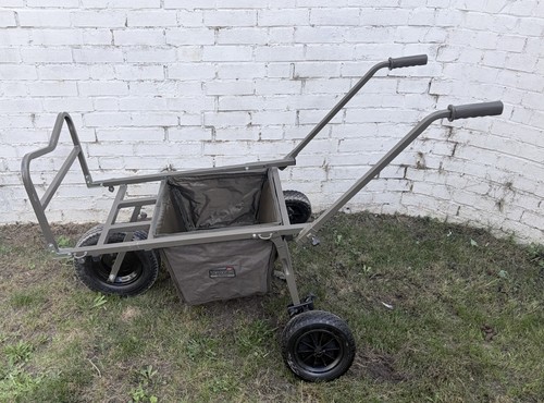 Fox voyager barrow with avid - ,