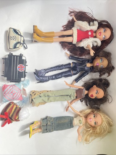 Bratz dolls with accessories - dolls,