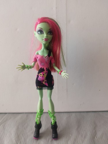 Monster high doll venus - -,