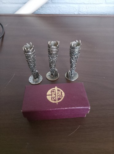 Past times ornate - times, pewter