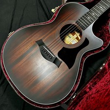 Taylor 322ce V-Class