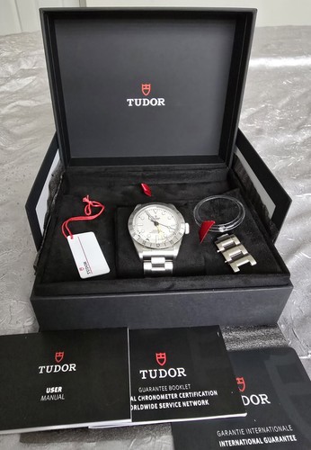 Tudor black bay pro - bay,