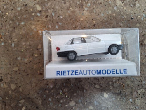 Rietze opel astra white saloon - opel,