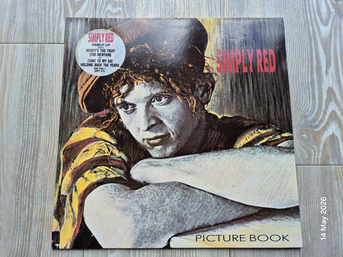 Simply red picture book - simply,