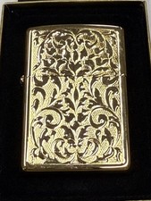 ZIPPO 2001 CARVED FLORAL GOLD