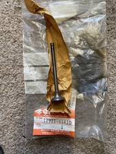 Suzuki Oem Nos GSX 250 E ES 1982 1983 Intake valve 12911-11410.   B14 