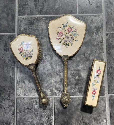 Vintage petit point dressing - petit,