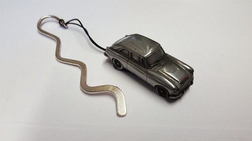 Full car on a curved - c,