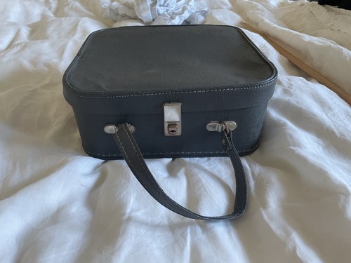 Vintage vanity case dark - case,