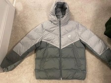 Men’s Nike Windrunner Storm