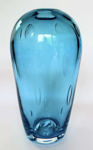 Heavy art glass - vase, with