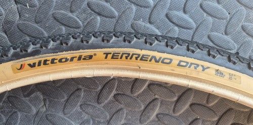 Vittoria terrain dry 700x38c - terrain,