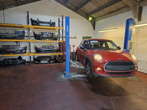 Mini cooper one breaking - cooper,