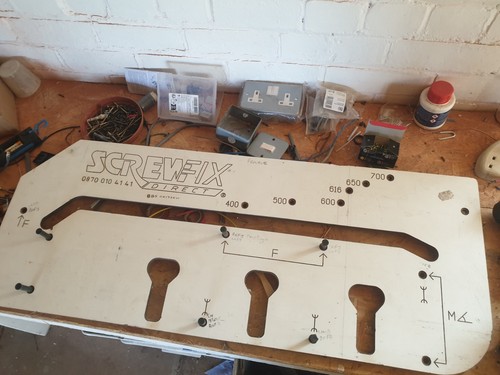 Worktop cutting jig 700mm