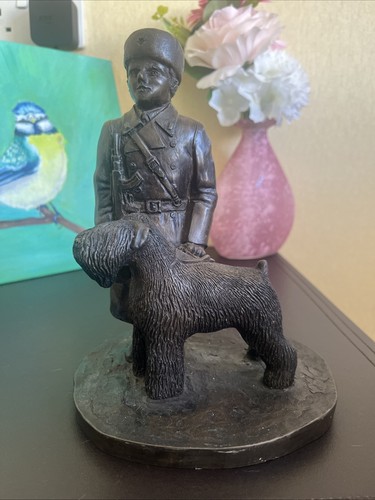 Bronze black russian - bronze, dog
