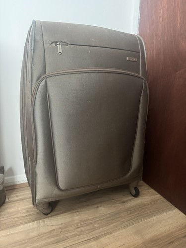 Samsonite large suitcase with - large,