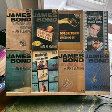 8 Ian Fleming James Bond 007
