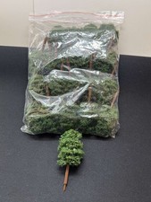 20x Model Pine Trees – 8cm