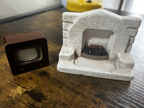 Vintage dolls house plaster - vintage,
