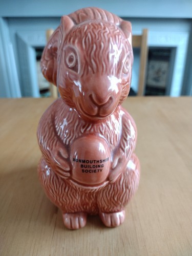 Wade squirrel money - money, box