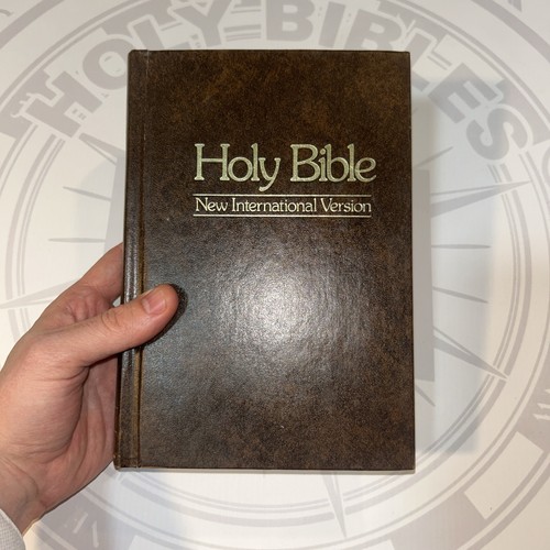 Holy bible new international - holy,