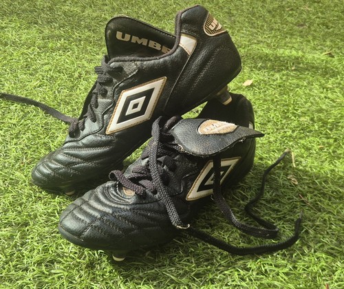 Umbro vintage black - black, football
