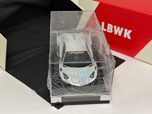 P lamborghini aventador - 1/18,