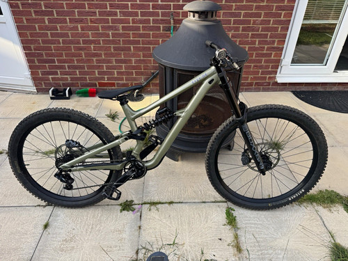 Specialised status 160dh