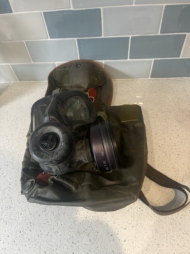 Vbritish army respirator - vbritish, respirator.