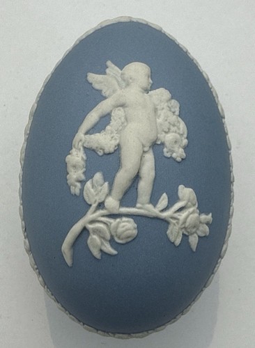 Wedgwood jasper ware egg - wedgwood,