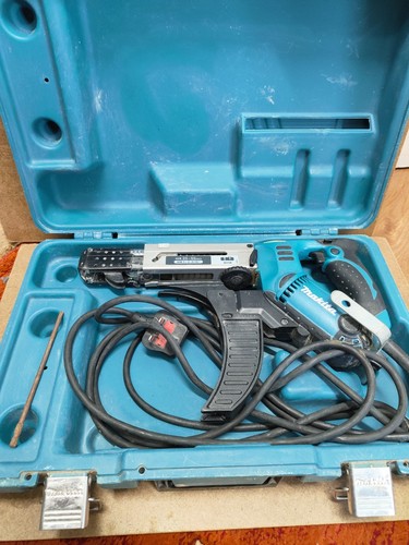 Makita 6834 auto - 6834, feed