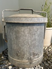 Vintage Large Rustic Galvanised Feed Bucket - Great Planter