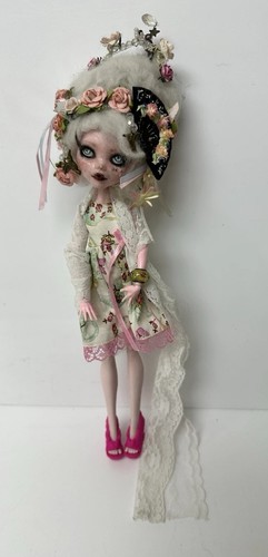 Monster high ooak artist - high,