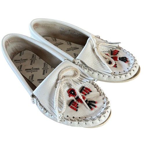 Minnetonka womens size white - womens, 5