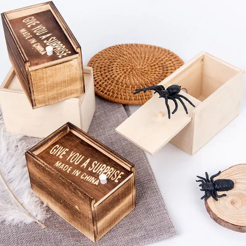 Wooden spider prank - box, funny
