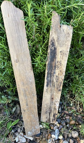 Weathered flat character - 2,